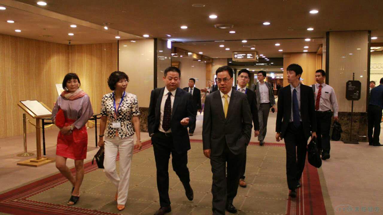 楊總隨中國(guó)新能源商會(huì)及漢能集團(tuán)等新能源企業(yè)赴日考察成果豐碩 楊總隨中國(guó)新能源商會(huì)及漢能集團(tuán)等新能源企業(yè)赴日考察成果豐碩